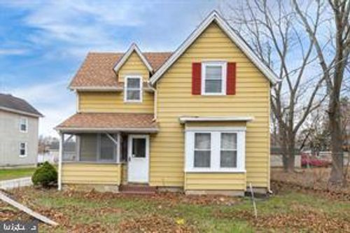 412 S Main St, Elmer, NJ, 08318-2237 | Card Image