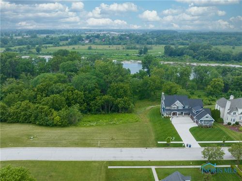 3257 Riverwood Ct, Perrysburg, OH, 43551-1051 | Card Image