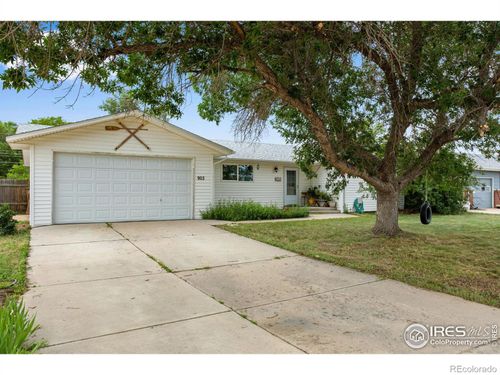 903 3rd St, Pierce, CO, 80650-1102 | Card Image