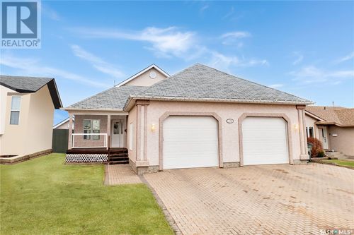15 Longpre Cres, Prince Albert, SK, S6X1C7 | Card Image