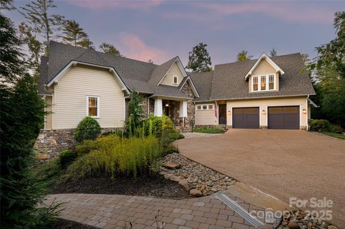 86 Brookline Dr, Asheville, NC, 28803-3497 | Card Image