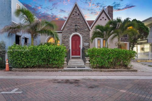 312 Fillmore St, Hollywood, FL, 33019-1429 | Card Image