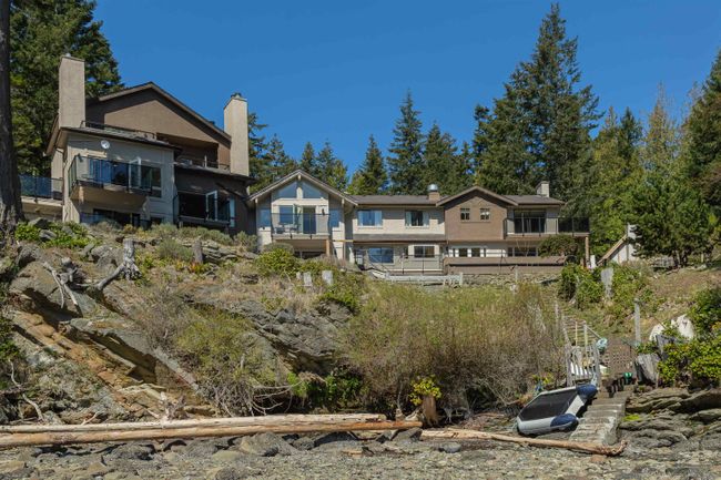 630 Dinner Bay Road, House other with 12 bedrooms, 8 bathrooms and 12 parking in Mayne Island BC | Image 9