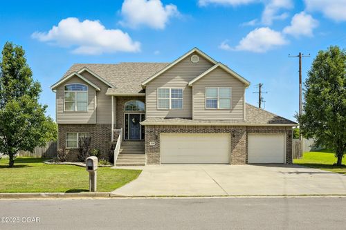 2256 N Greystone Sq, Webb City, MO, 64870-9231 | Card Image