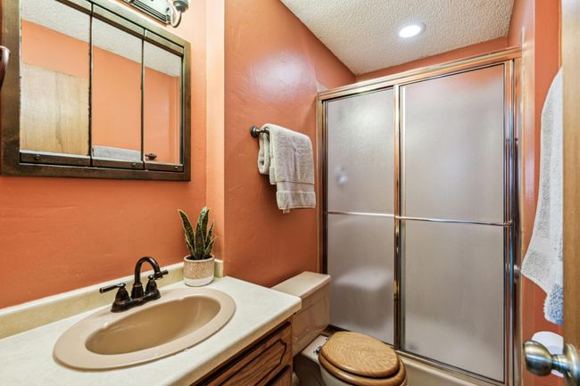 Second bath 3/4.jpg | Image 23