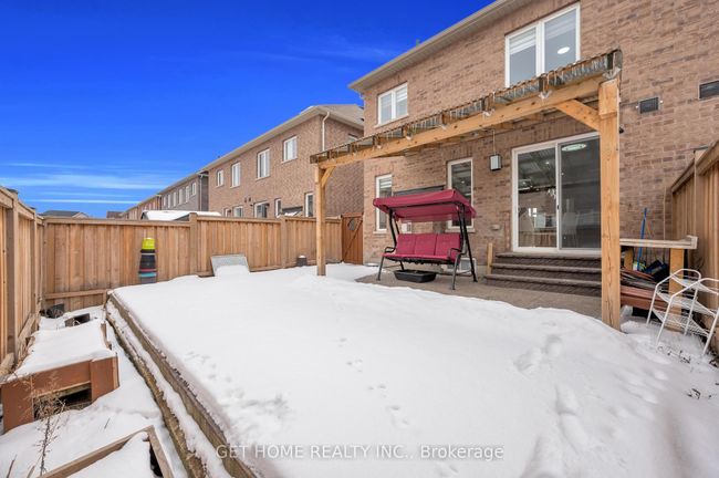 18 Germain Cir, House attached with 5 bedrooms, 4 bathrooms and 1 parking in Brampton ON | Image 49
