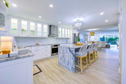 210-44 Yacht Club Dr, North Palm Beach, FL, 33408-3989 | Card Image