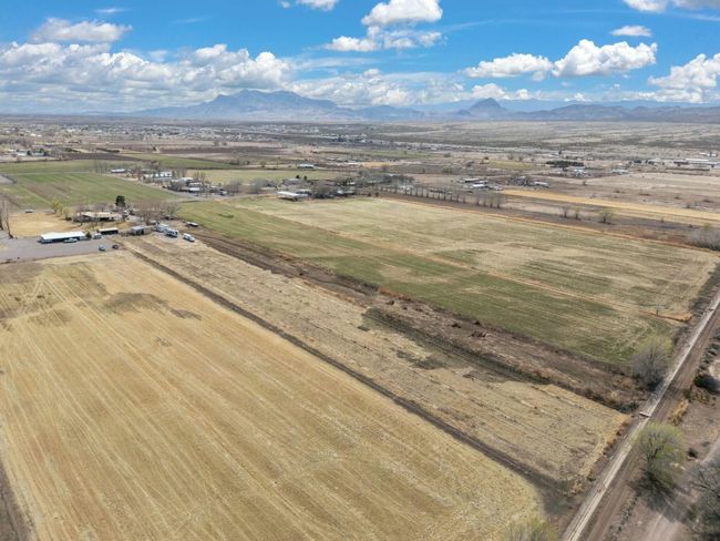 69 Midway Rd, House other with 5 bedrooms, 4 bathrooms and null parking in Lemitar NM | Image 49
