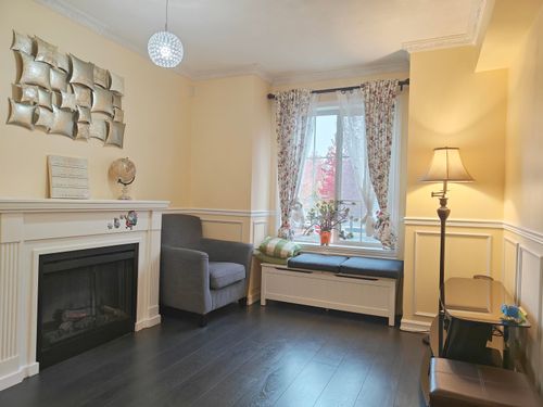 58-14855 100 Ave, Surrey, BC, V3R2W1 | Card Image
