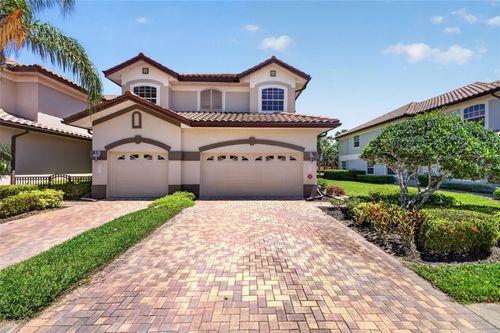 204-8229 Miramar Way, LAKEWOOD RANCH, FL, 34202-9003 | Card Image