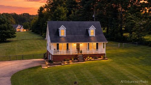 630 Picnic Hill Rd, Irvine, KY, 40336-7183 | Card Image