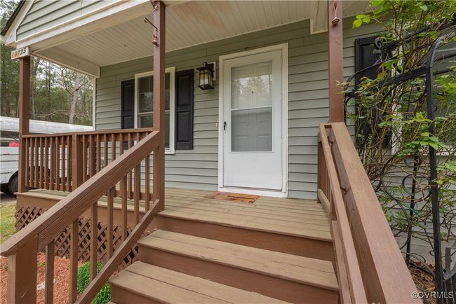 Deck with a porch | Image 34