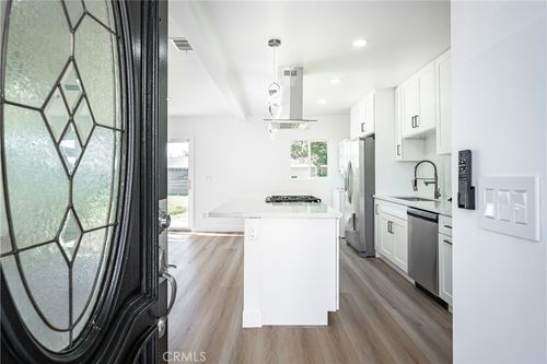 603 S Bronwyn Dr, Anaheim, CA, 92804-3242 | Card Image