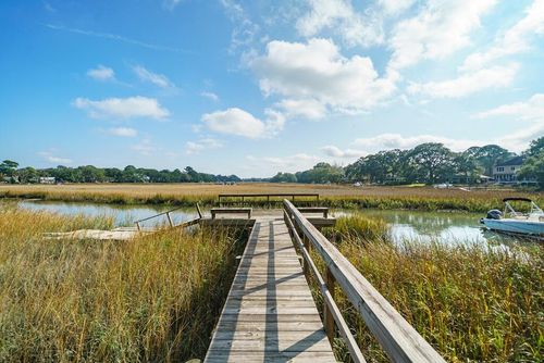 147 Oyster Point Row, Charleston, SC, 29412-3632 | Card Image