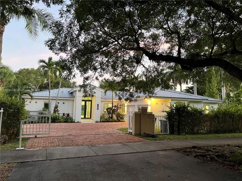 7660 Sw 144th St, Palmetto Bay, FL, 33158-1608 | Card Image