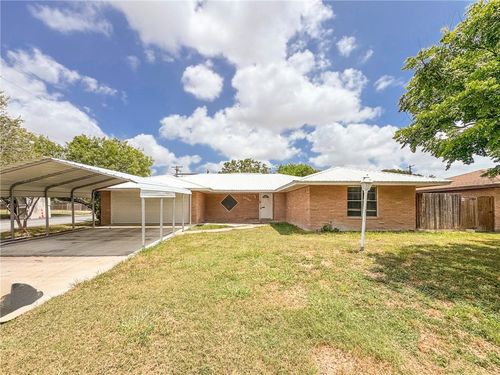 10750 Westwood Drive, Corpus Christi, TX, 78410 | Card Image