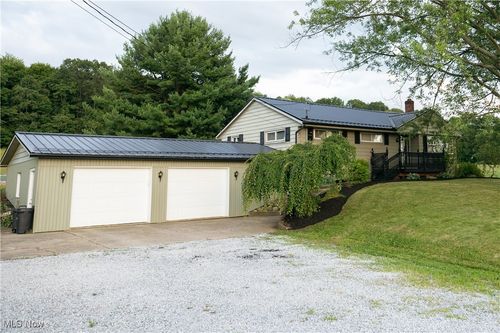 2424 Sw Lebanon Rd, Dalton, OH, 44618-9156 | Card Image