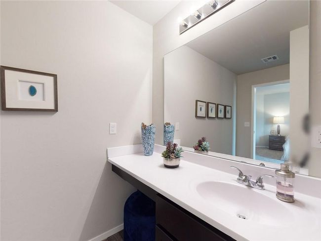 Bathroom with vanity | Image 18