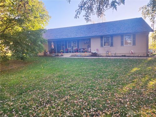 572 S Main St, De Graff, OH, 43318-9430 | Card Image