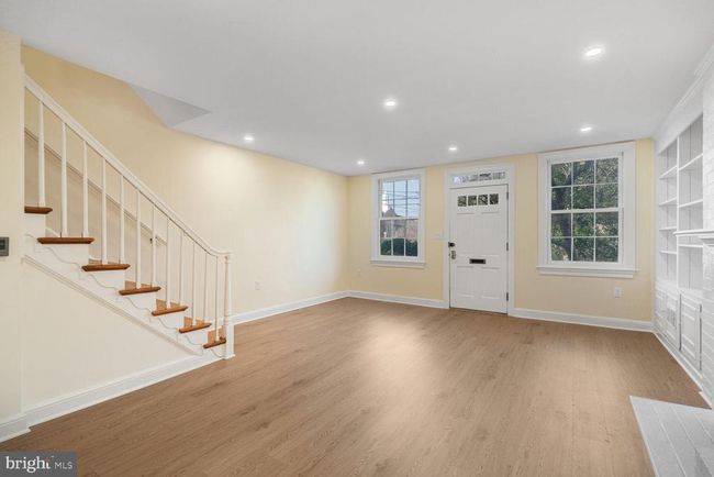826 S Royal St, Townhouse with 3 bedrooms, 2 bathrooms and null parking in ALEXANDRIA VA | Image 4
