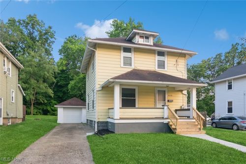 320 Ohio Ave, Ravenna, OH, 44266-3757 | Card Image