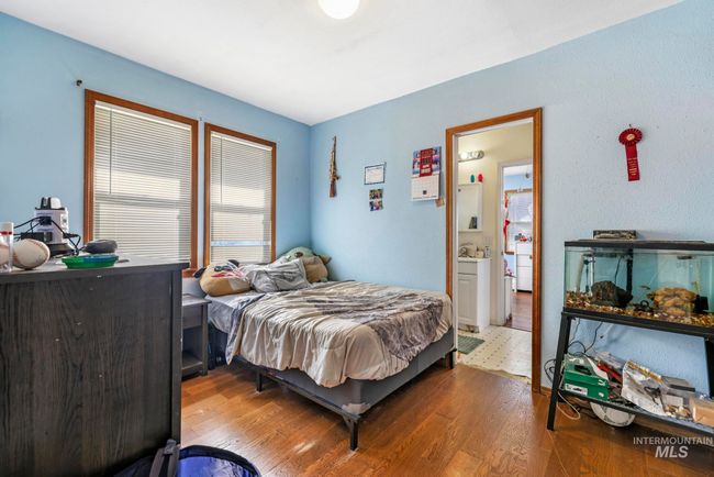 706 Utah St, House other with 3 bedrooms, 3 bathrooms and null parking in Gooding ID | Image 10