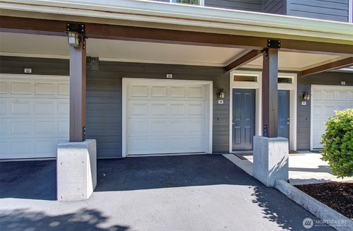 apt-d50-10800 Se 17th Cir, Vancouver, WA, 98664-6282 | Card Image