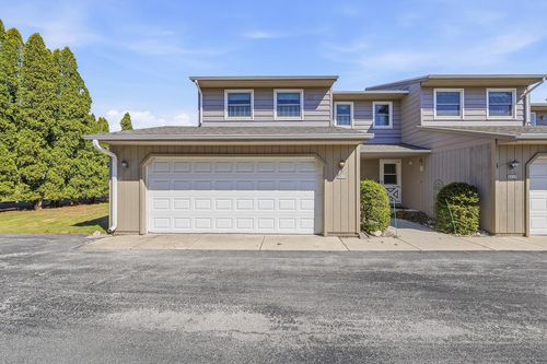 3517 Willow Circle, Sheboygan, WI, 53083 | Card Image