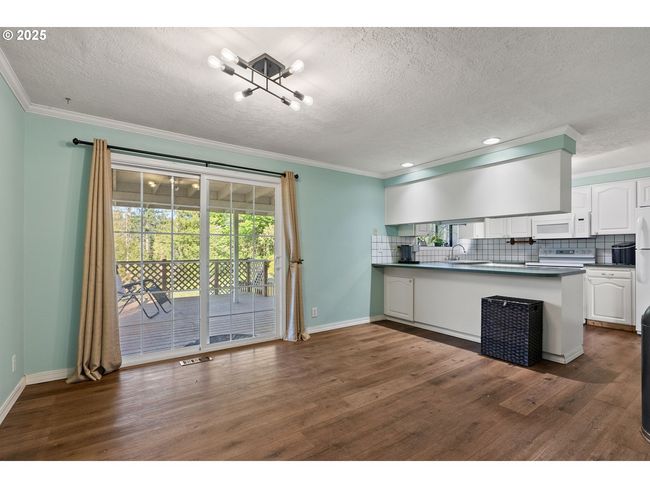 22400 S Evergreen Dr, House other with 5 bedrooms, 3 bathrooms and 2 parking in Beavercreek OR | Image 9