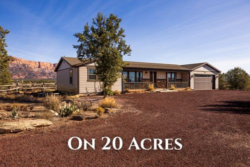 2591 S Desert Dr, Apple Valley, UT, 84737-4939 | Card Image