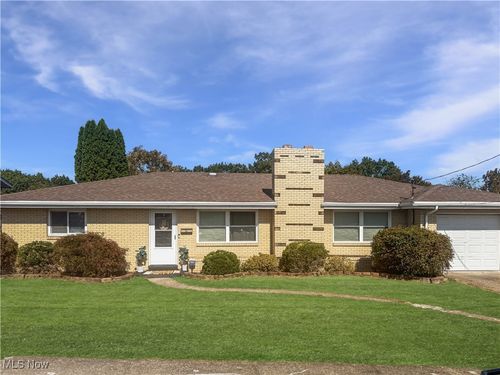 249 Greenlawn Blvd, Weirton, WV, 26062-2909 | Card Image