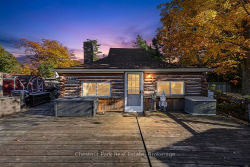 125 River Rd E, Wasaga Beach, ON, L9Z2L4 | Card Image