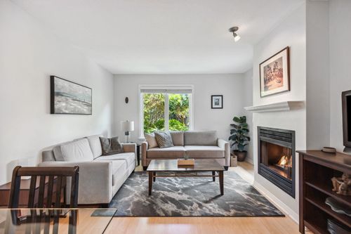107-1523 Bowser Ave, North Vancouver, BC, V7P2Y4 | Card Image