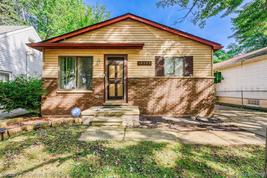 Kenosha St, Harper Woods, MI 48225 #1