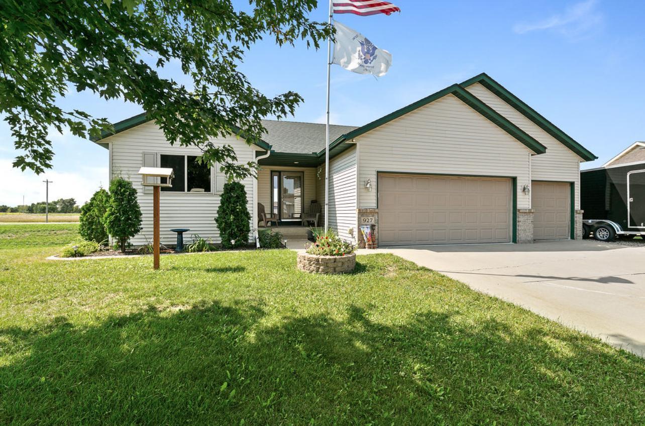 Isabella Ave, Clearwater, MN 55320
