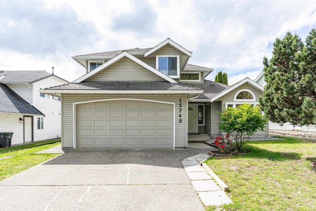 15748 96 A Avenue, House other with 3 bedrooms, 2 bathrooms and 6 parking in Surrey BC | Image 1