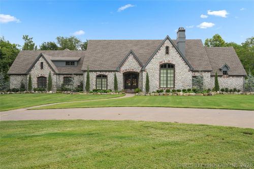 3821 N Country Club Cir, Muskogee, OK, 74403-2346 | Card Image