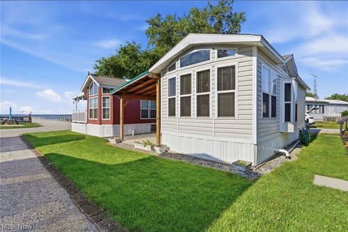 5-7420 E Bayshore Rd, Marblehead, OH, 43440-9479 | Card Image