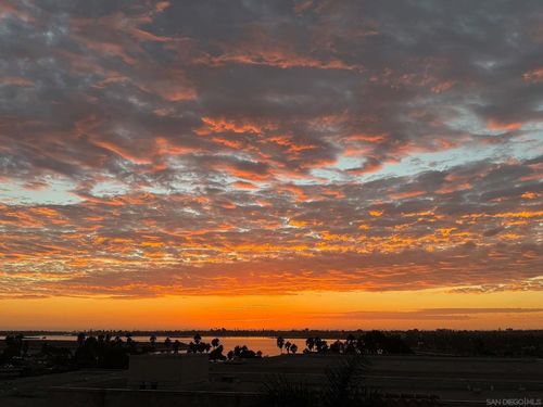 unit-306-2514 Clairemont Dr, San Diego, CA, 92117-6614 | Card Image