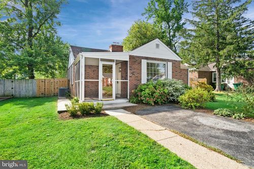 504 Sharpley Ln, WILMINGTON, DE, 19803-3948 | Card Image