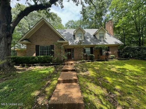 755 Wildwood Cv, Yazoo City, MS, 39194-2124 | Card Image