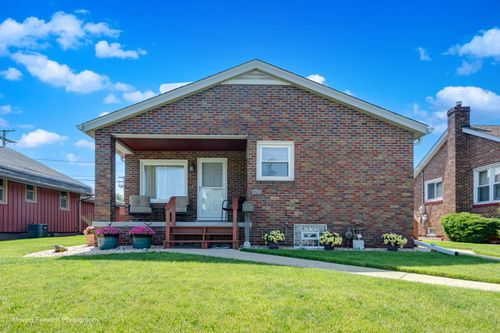 1703 Cora St, Crest Hill, IL, 60403-2528 | Card Image