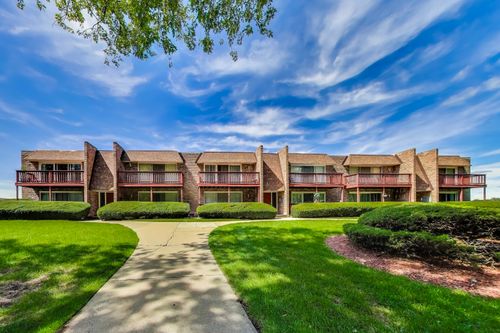 apt-2a-518 N Roberts Dr, Glenwood, IL, 60425-1298 | Card Image