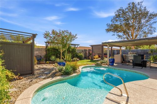 860 Coral Cottage Drive, Henderson, NV, 89002 | Card Image