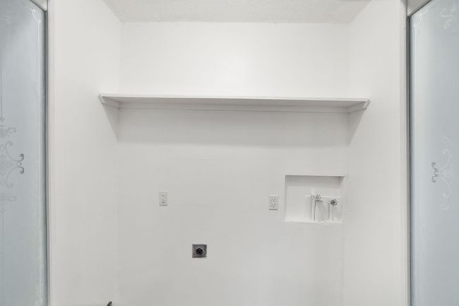 227 Carroll St, House other with 4 bedrooms, 2 bathrooms and 1 parking in San Antonio TX | Image 15