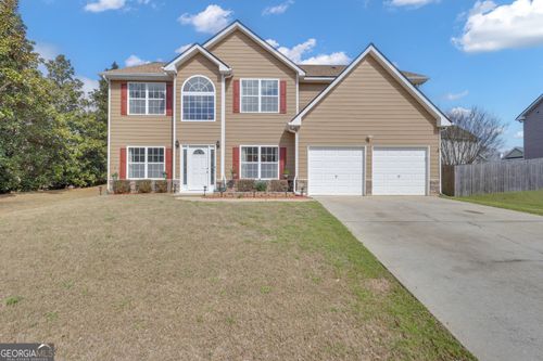 70 Fox Ridge Dr, Newnan, GA, 30265-6218 | Card Image