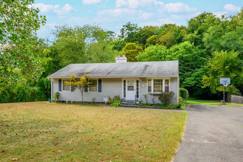 20 Jackson Dr, Danbury, CT, 06811-3912 | Card Image