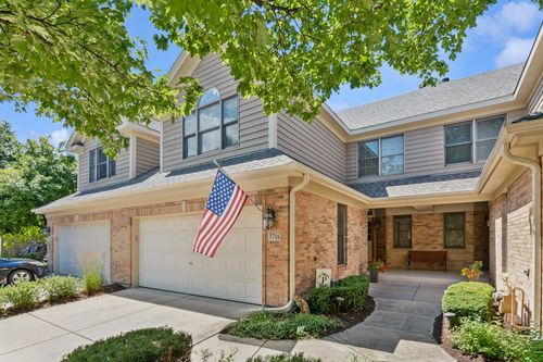 3716 King Charles Ln, St. Charles, IL, 60174-7840 | Card Image