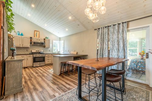 177 Green Mountain Rd, Manchestr Ctr, VT, 05255-9556 | Card Image