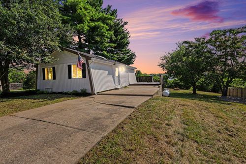 950 Reeves Rd, Dry Ridge, KY, 41035-8335 | Card Image